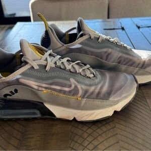 Nike Men’s air max